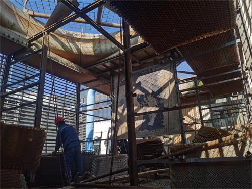 閉式冷卻塔的工作運行方式介紹(閉式冷卻塔工作原理)